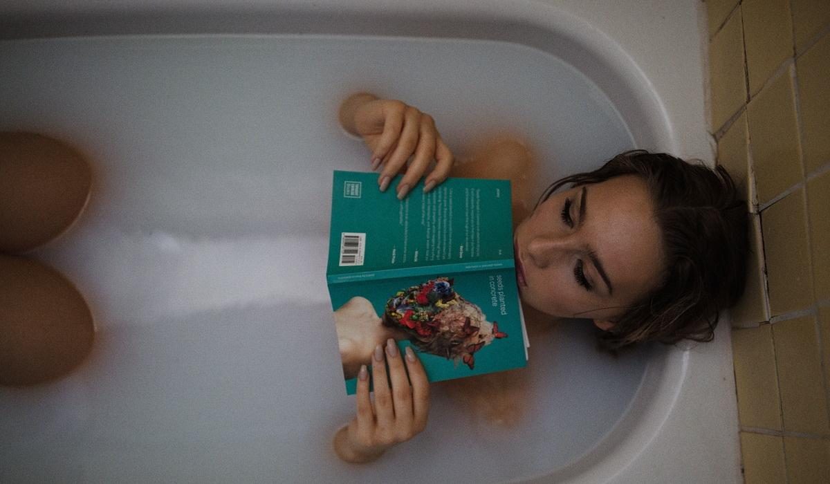 Banhos relaxantes: Tire um tempo para si todas as semanas e siga este ritual à risca