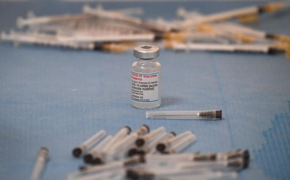 Covid-19: Falha energética inutiliza 3.500 vacinas em centro de Vila Nova de Famalicão