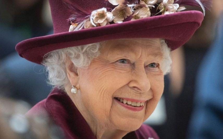 Rainha Isabel II quebra silêncio após morte do príncipe Filipe