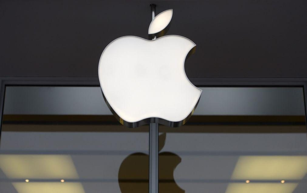 Rússia aplica multa de 12 milhões de dólares à Apple