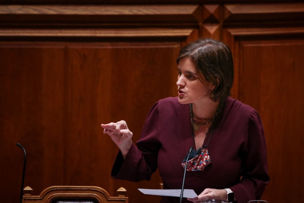 Ministra diz que vai continuar a ser assegurada