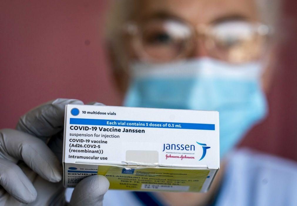 Covid-19: Portugal recomenda vacina da Janssen para pessoas com mais de 50 anos
