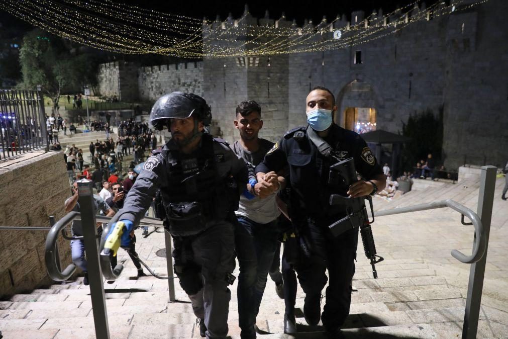Sobe para 181 o número de feridos nos confrontos em Jerusalém