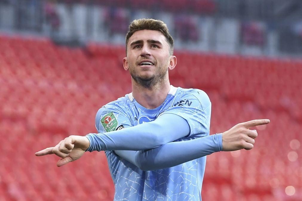 FIFA diz que Aymeric Laporte está elegível para representar a Espanha