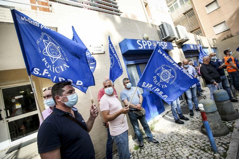 Polícias em protesto em Lisboa por pré-aposentação e suplemento de risco