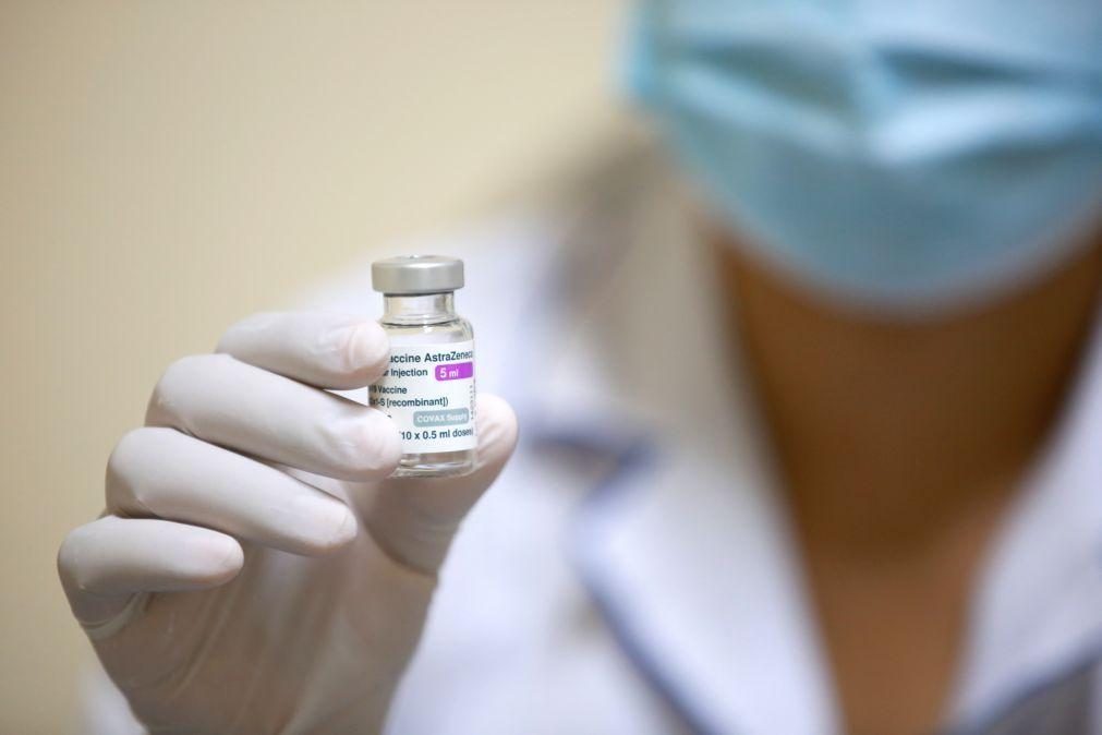 Covid-19: Intervalo da segunda toma da vacina da Astrazeneca reduzido para 8 semanas