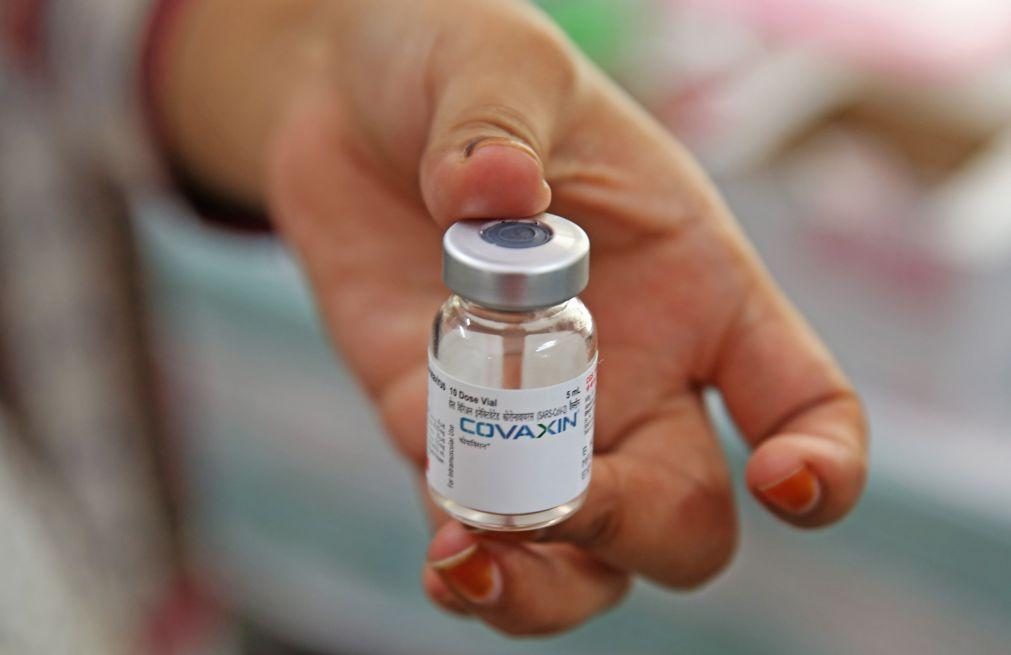 Covid-19: Governo do Brasil nega irregularidades na compra de vacina e acusa deputado de mentir