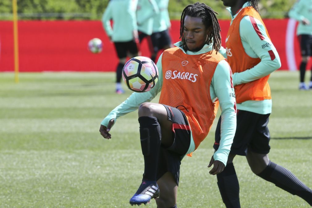 Renato Sanches lidera os nove campeões europeus que 'sofreram' no pós-Euro2016