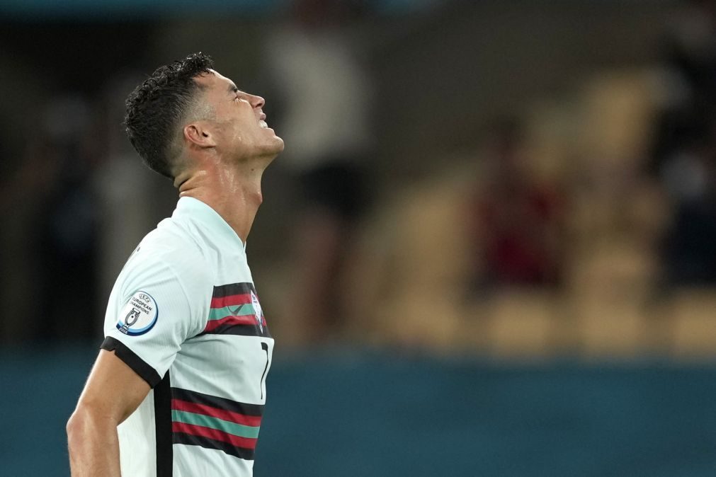 Euro2020: Cristiano Ronaldo lamenta eliminação, mas manifesta-se 