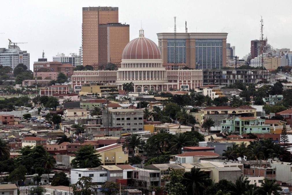 Lançada em Luanda campanha de comercialização do primeiro satélite angolano