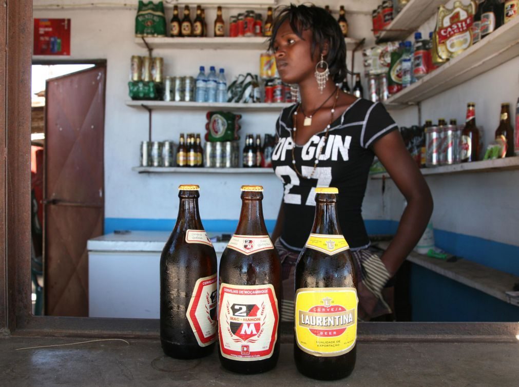 Cerveja absorve produção de milho no centro de Moçambique