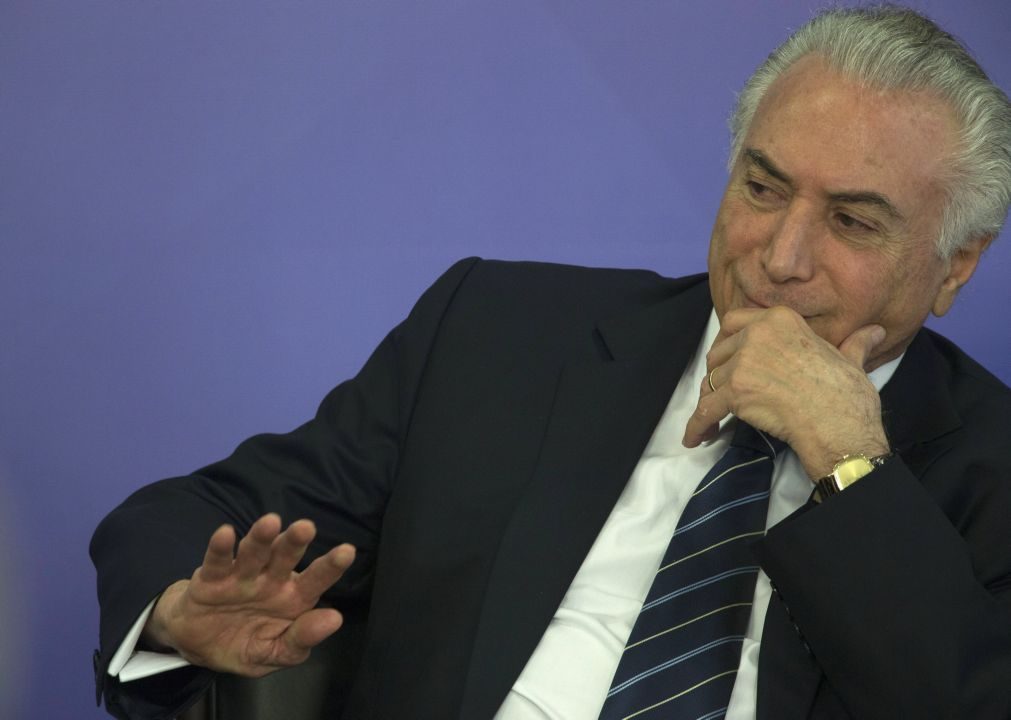 Temer diz que respeitará decisão dos deputados sobre denúncia de corrupção