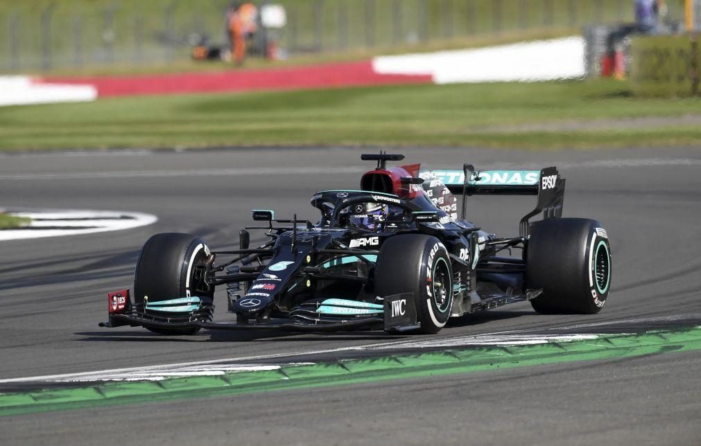 Hamilton vence em Silverstone e aproxima-se da liderança do Mundial de Fórmula 1