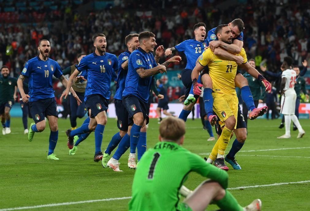 Federação inglesa abre inquérito aos incidentes na final do Euro 2020