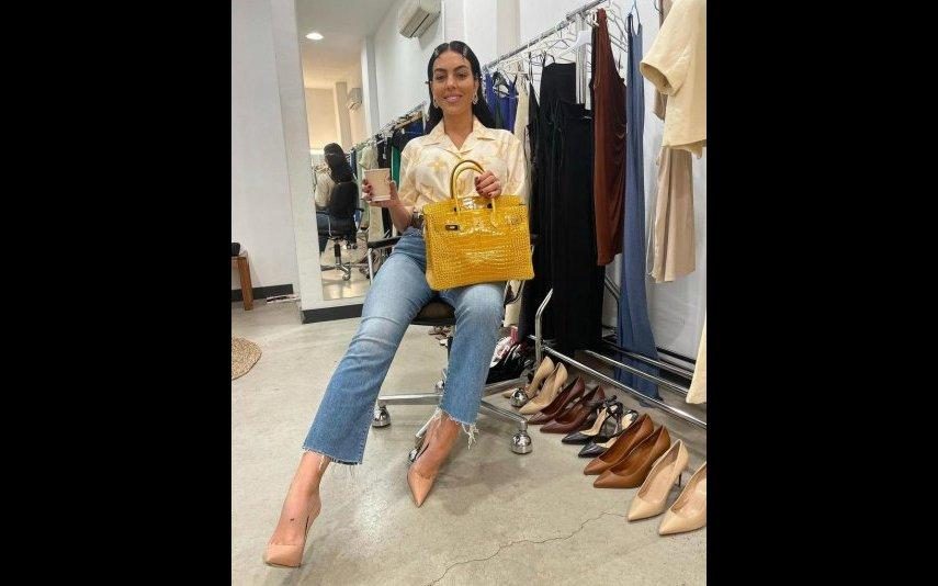 Georgina Rodriguez Aposta em camisa de pijama para completar look de mais de 60 mil euros