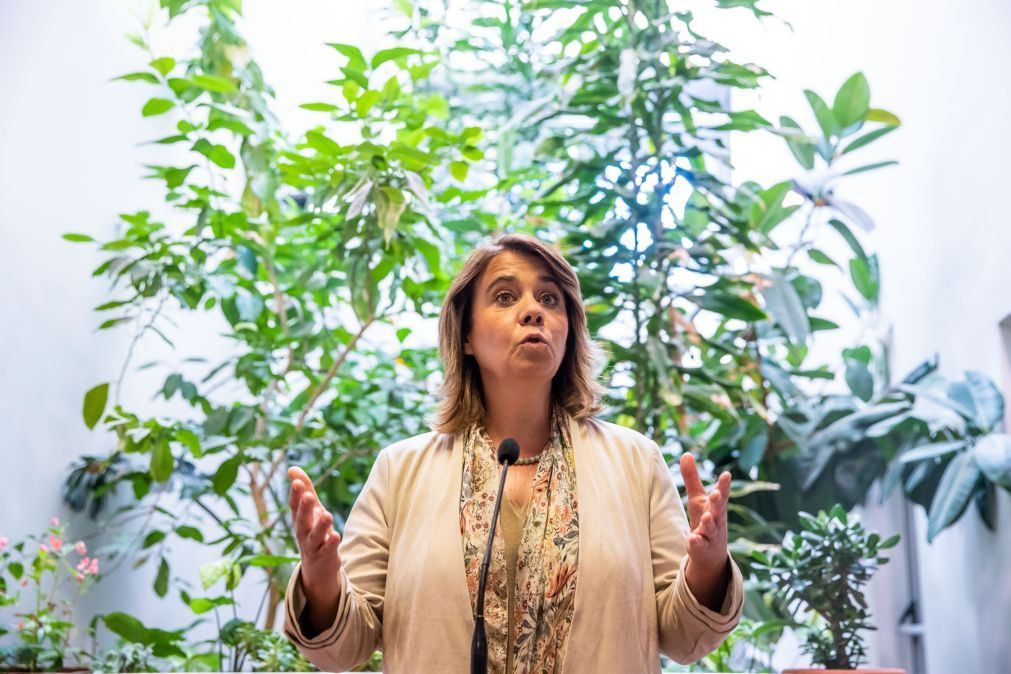 Catarina Martins pede compromisso para
