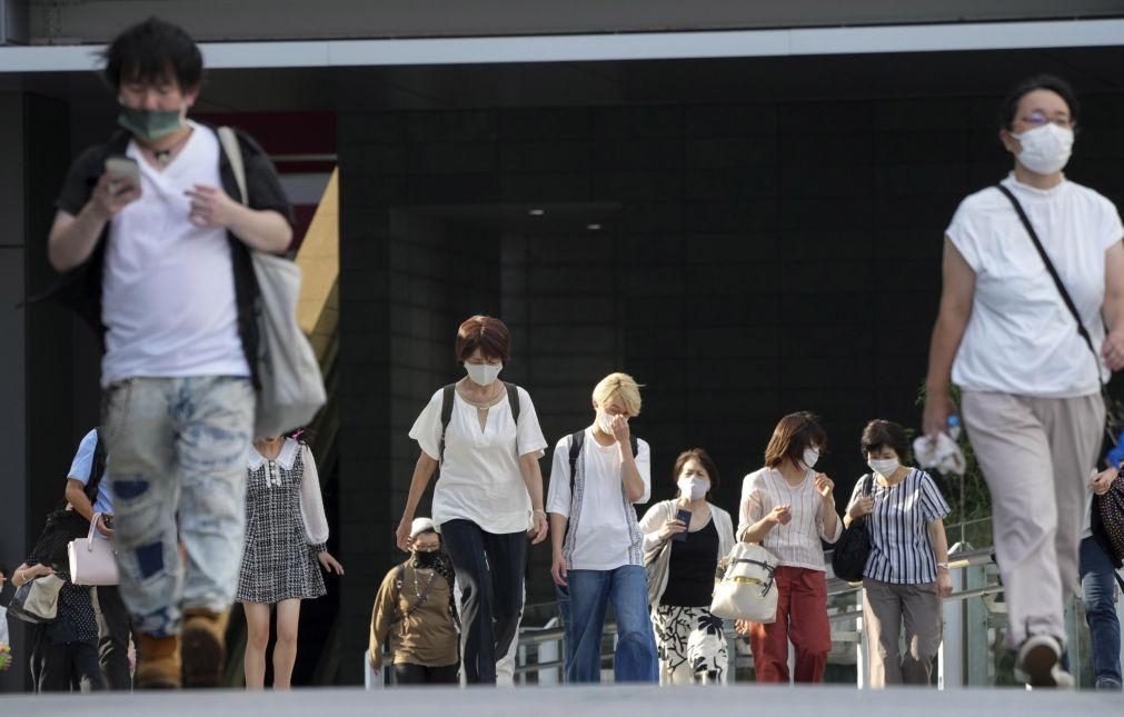Covid-19: Cidade de Tóquio regista novo máximo de infeções
