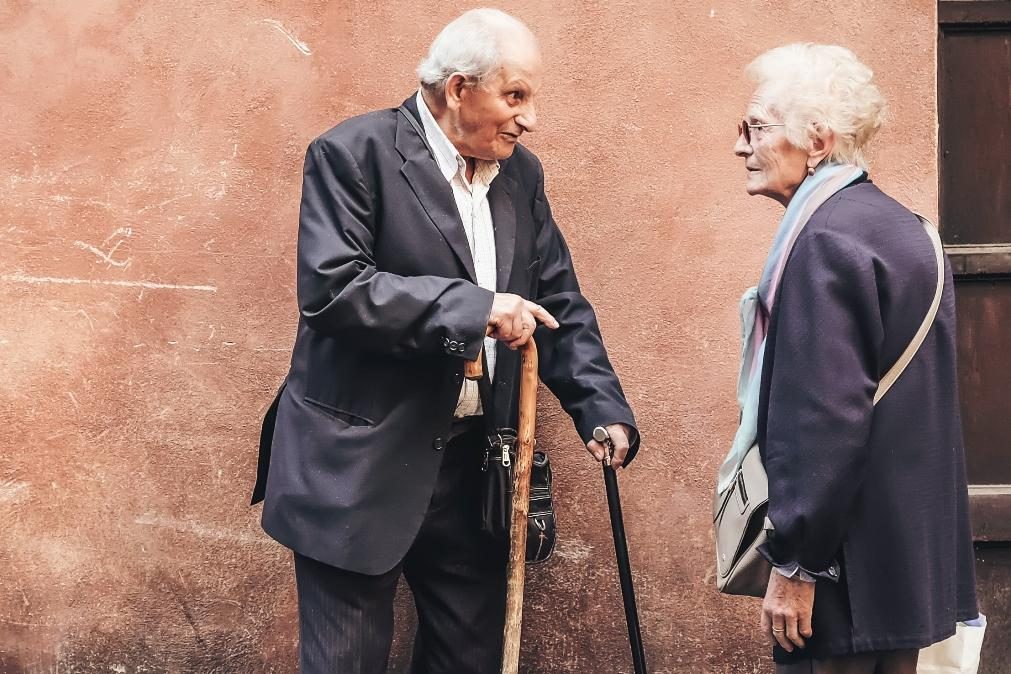 Covid-19: Portugal com 53 surtos ativos em lares de idosos