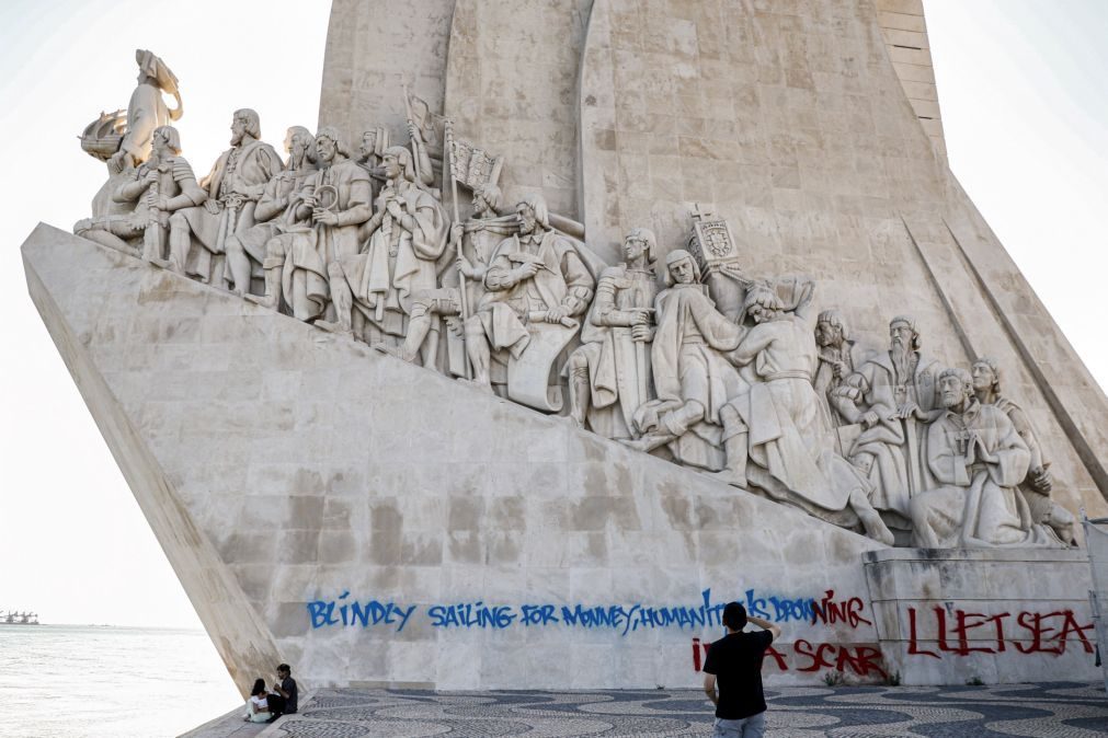 Concluída limpeza do 'graffiti' no Padrão dos Descobrimentos em Lisboa