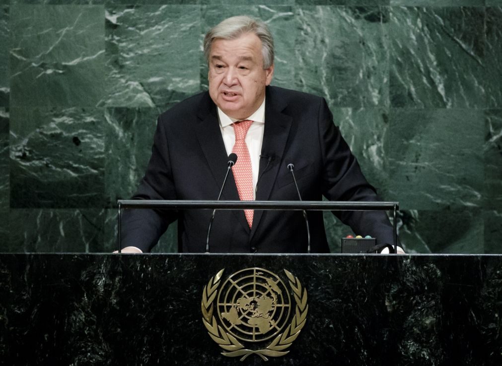 António Guterres critica neonazismo e os que 