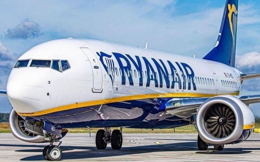 Ryanair alerta clientes para emissão de bilhetes falsos