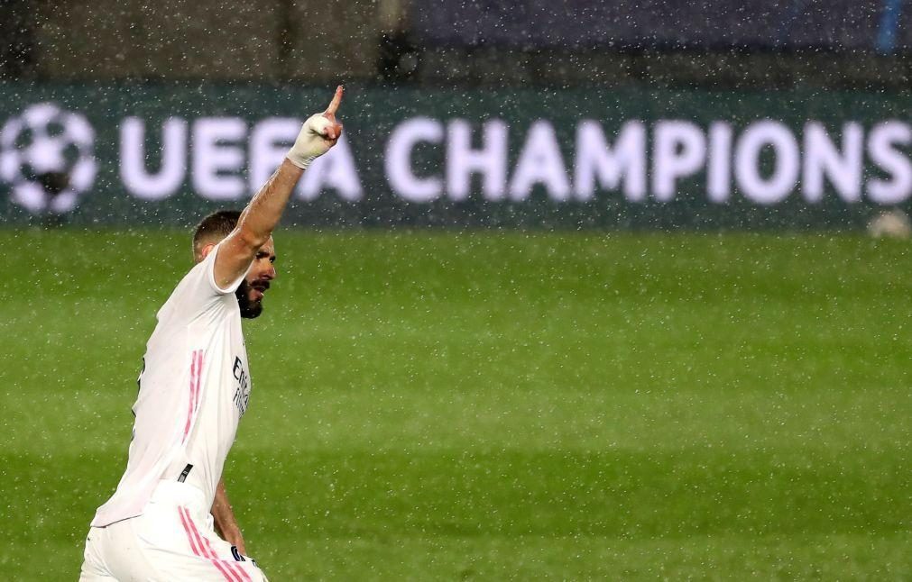 Karim Benzema renova por mais duas épocas e até 2023 com o Real Madrid