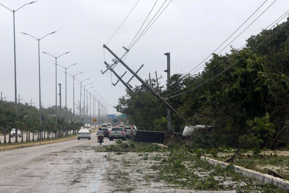 Furacão Grace faz sete mortos no México mas passou a tempestade tropical
