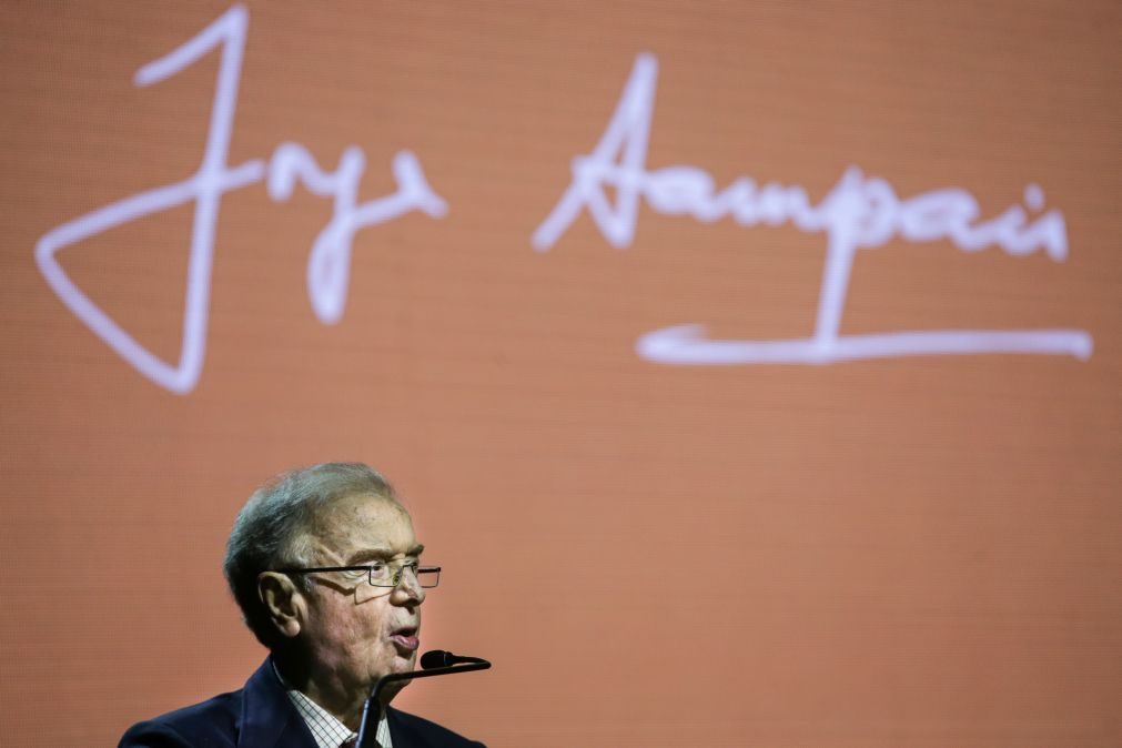 Jorge Sampaio anuncia reforço de emergência de bolsas de estudos para jovens afegãs