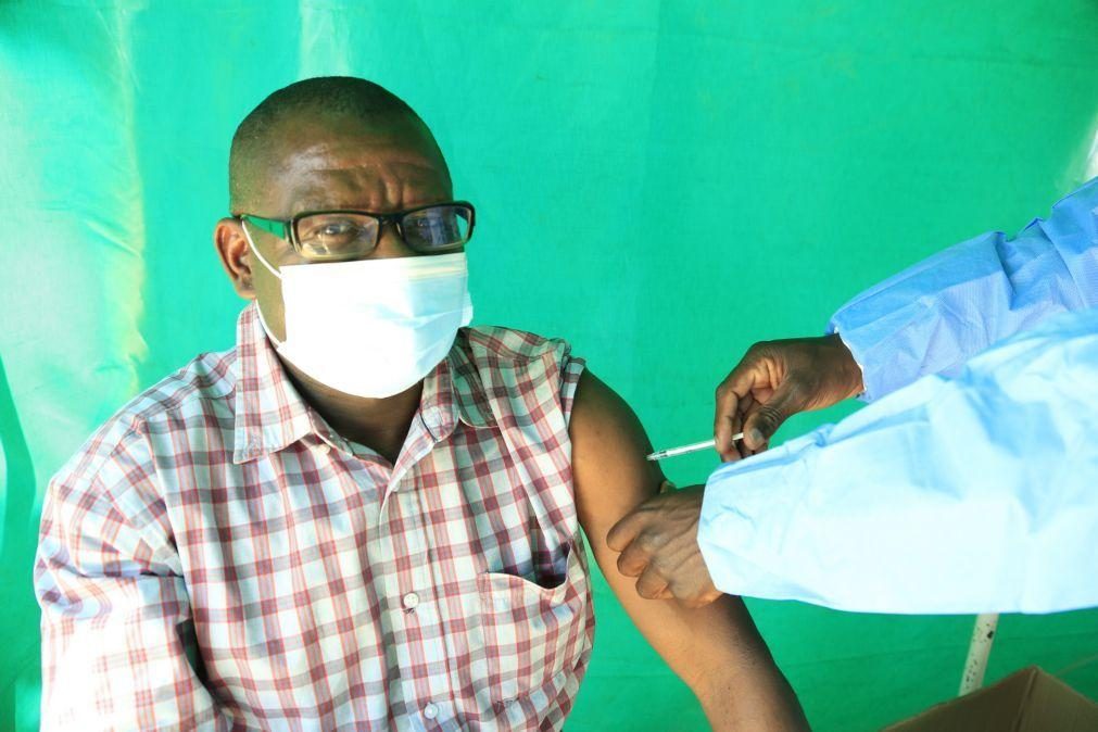 Covid-19: África triplicou vacinas mas processo ainda é demasiado lento - OMS