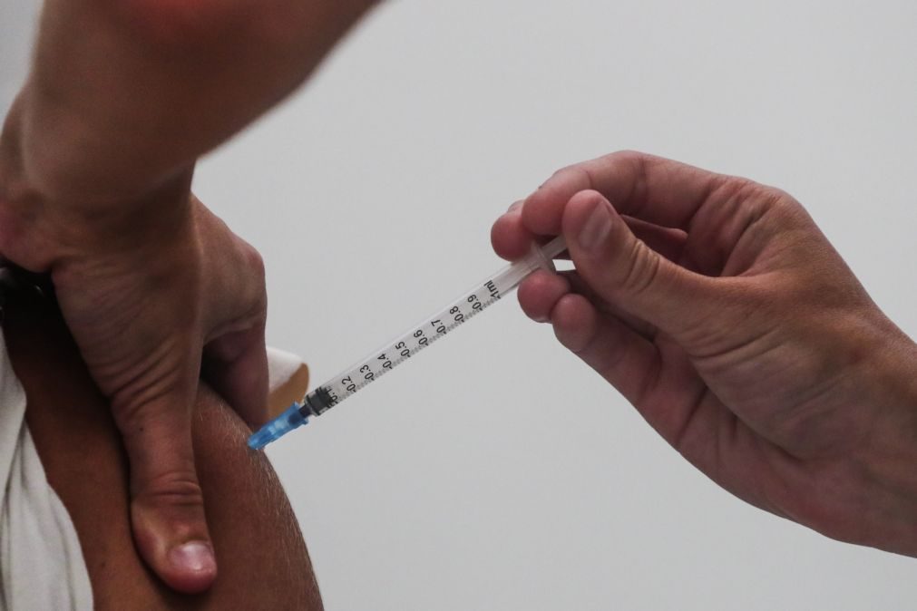 Covid-19: Mais de 80 mil jovens entre os 12 e os 17 anos vacinados durante o fim-de-semana