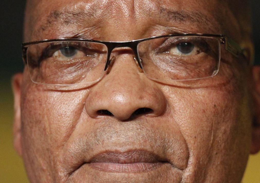 Ex-Presidente sul-africano Zuma em liberdade condicional por razões médicas