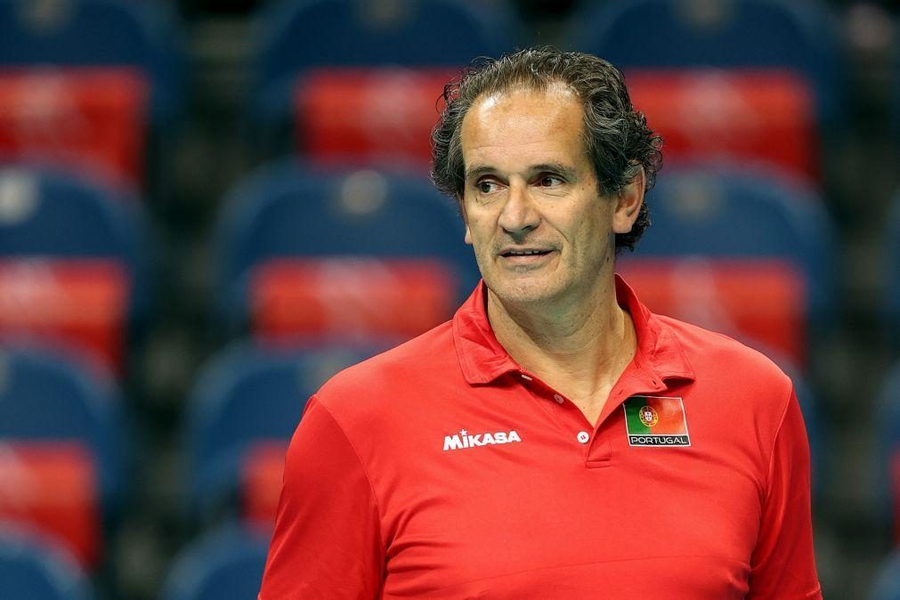 Voleibol/Europeu: Portugal perde com a campeã Sérvia e joga tudo com a Grécia