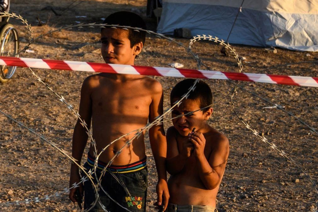 Portugal recebeu hoje 23 crianças e jovens de campos de refugiados gregos