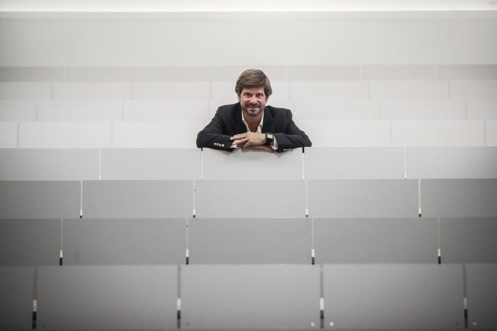 Diretor de Medicina da Católica defende que alargar oferta formativa é