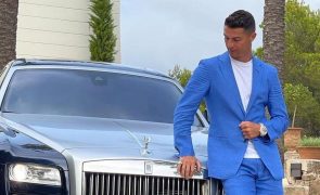 Cristiano Ronaldo multado durante almoço com Manchester United