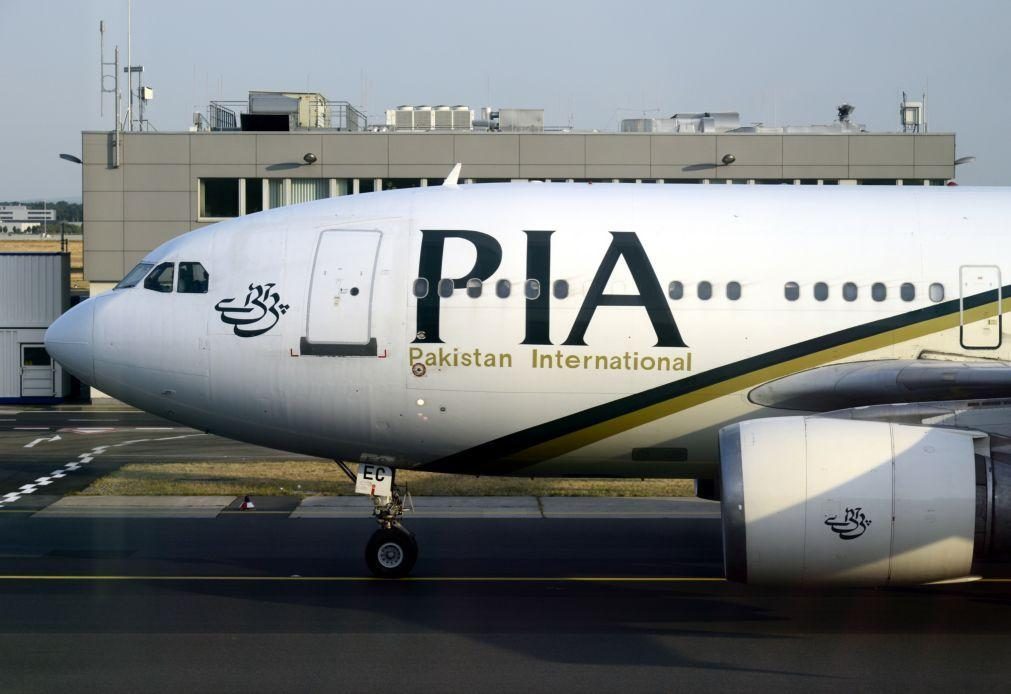 Afeganistão: Transportadora paquistanesa anuncia primeiro voo comercial para Cabul