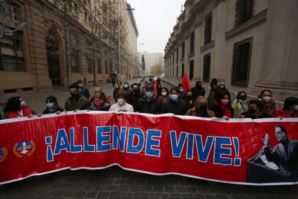 Chile homenageia Salvador Allende no 48.º aniversário do golpe militar de Pinochet