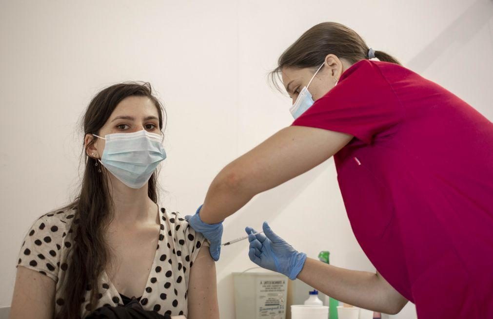 Covid-19: Mais de 130 mil jovens vacinados no fim de semana, 23 mil faltaram - `Task force´