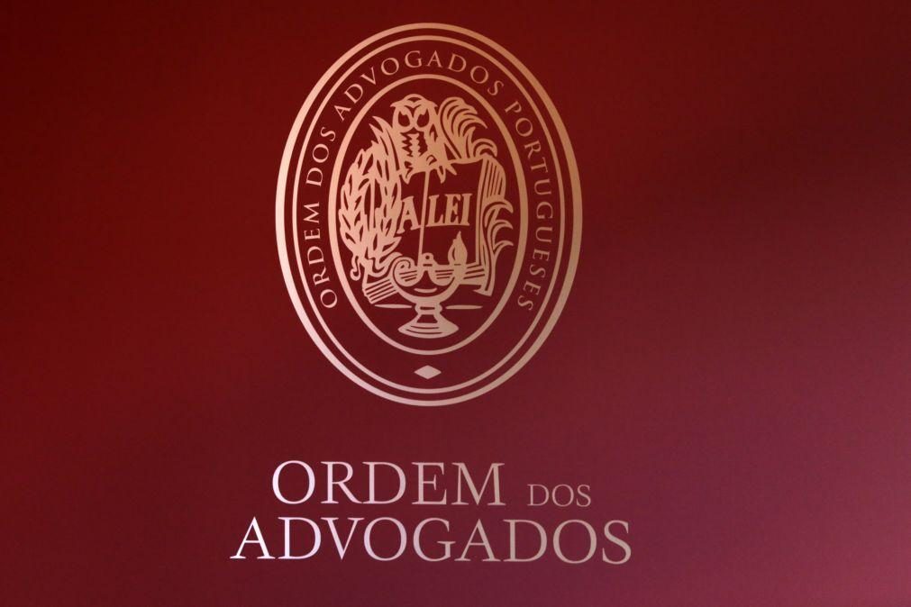 Ordem aprova alteração que exige mais do que licenciatura para exercer advocacia