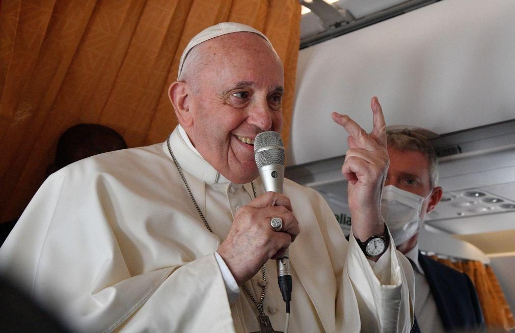 Papa pede à Igreja que reconheça os erros e peça perdão pelos abusos