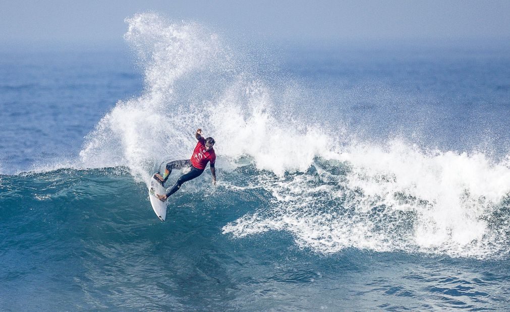 Frederico Morais é o primeiro português numa final do circuito mundial de surf