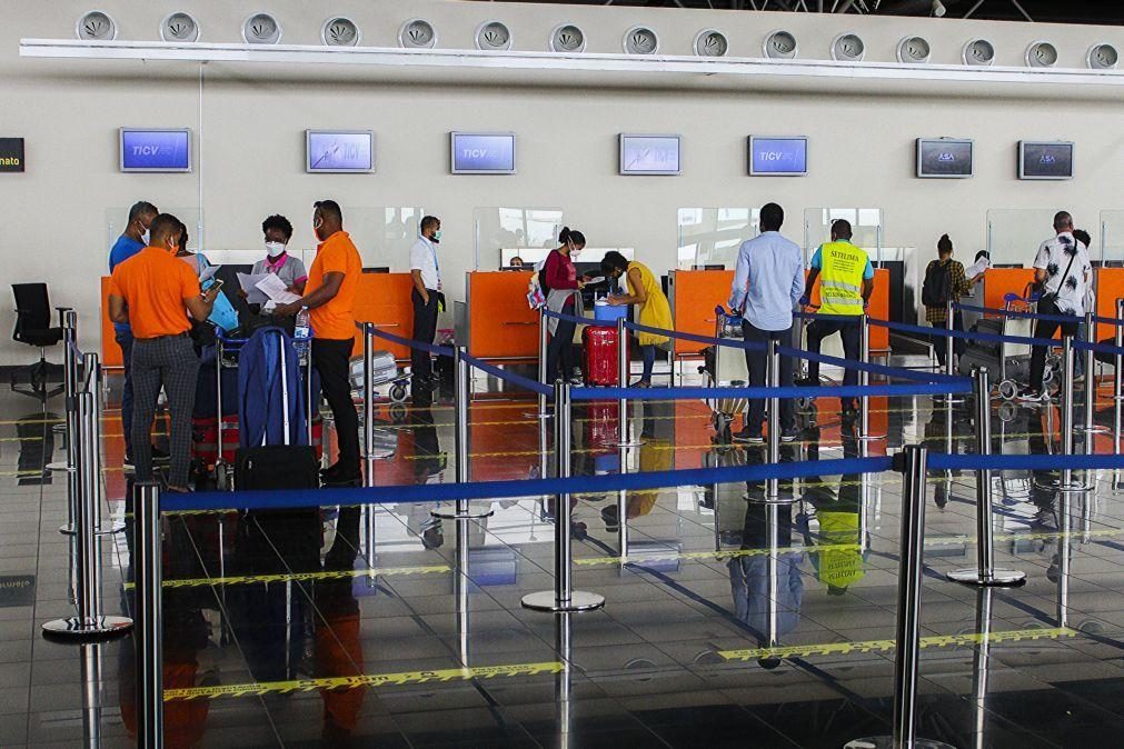 Covid-19: Aeroportos de Cabo Verde com menos 43,5% de passageiros até agosto