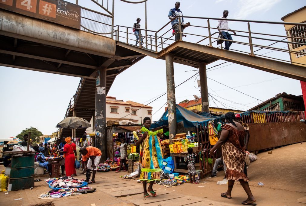 Covid-19: Cerca de 100 mil pessoas já foram vacinadas na Guiné-Bissau