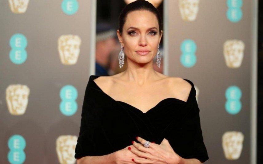 Angelina Jolie e The Weeknd apanhados a jantar em clima romântico