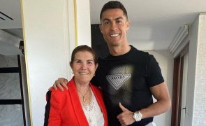Dolores Aveiro 