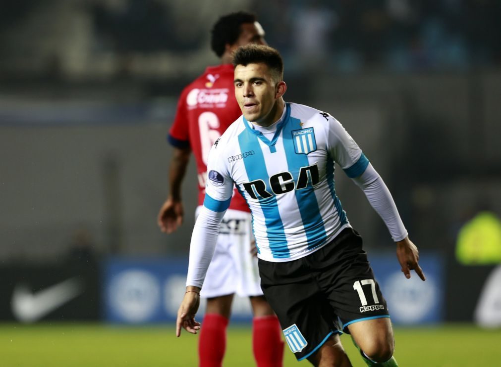 Sporting confirma contratação do argentino Marcos Acuña