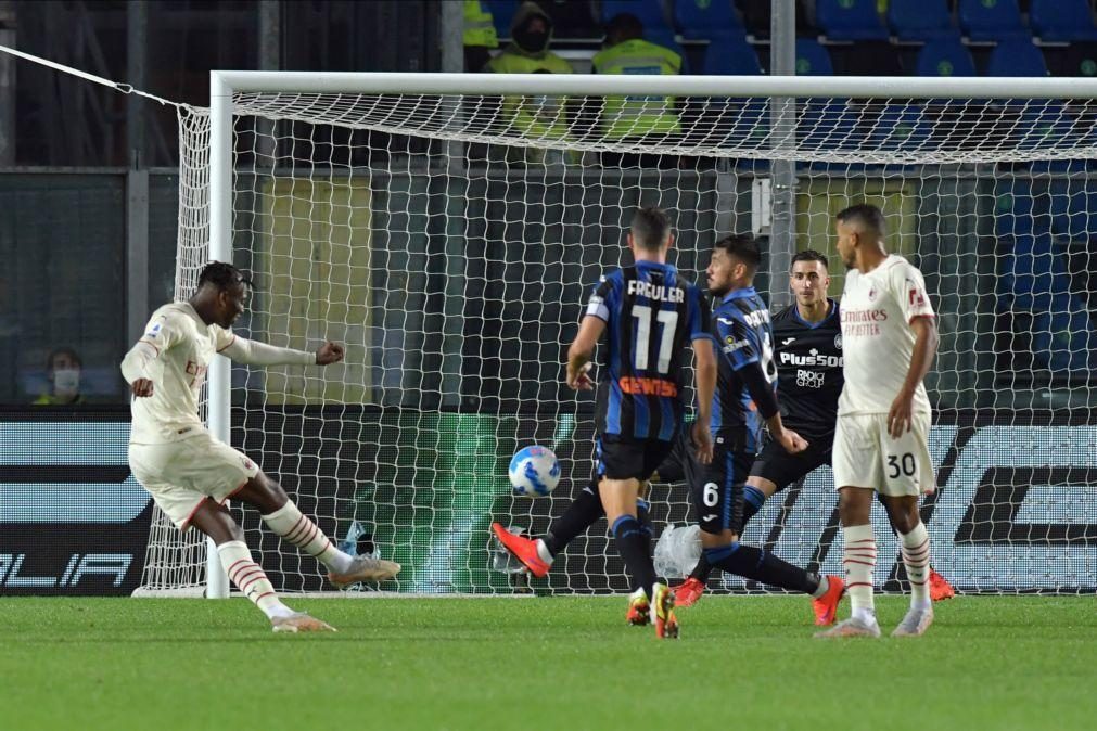 AC Milan apanha susto em Bérgamo, mas continua em 2.º na Liga italiana