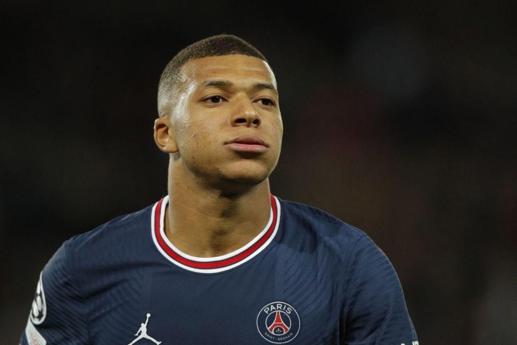 Mbappé diz que pediu em julho para sair do Paris Saint-Germain