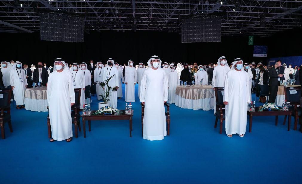 Polícia britânica avalia indícios de espionagem pelo emir do Dubai