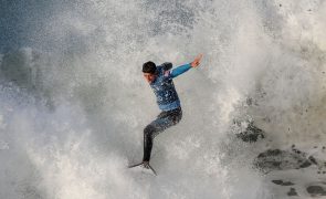 Surfistas havaianos Luana Silva e Ezequiel Lau vencem na Ericeira